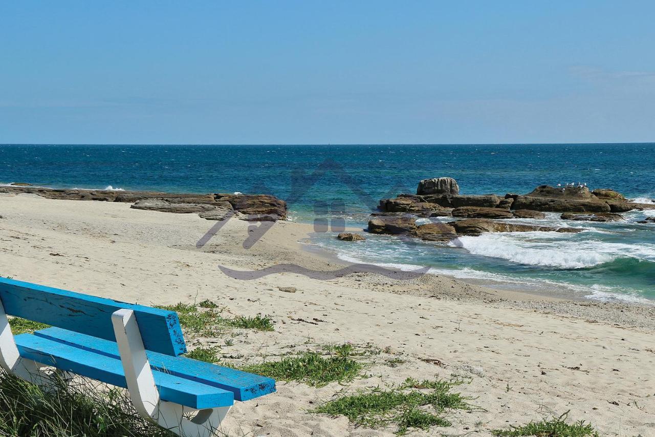Au Seaview: Beachfront Retreat With Pool And Garden Apartment *
